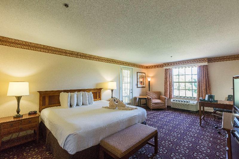 Cypress Bend Resort a Wyndham Hotel