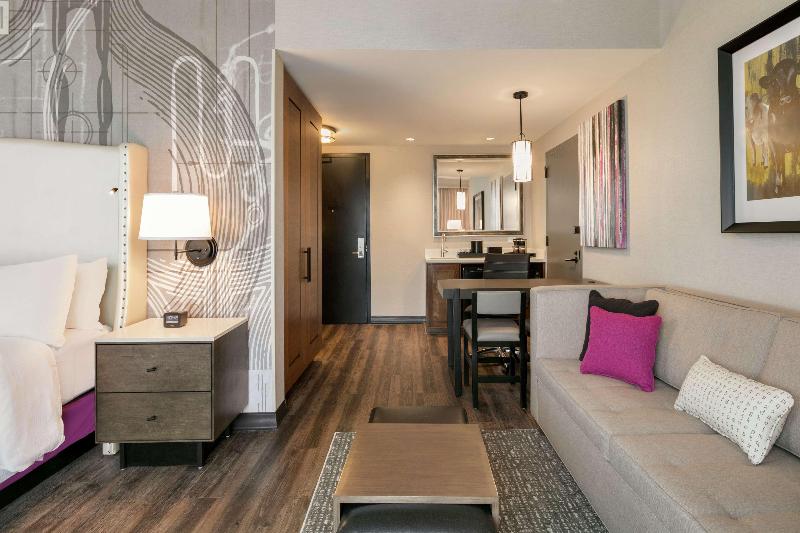 Embassy Suites by Hilton Berkeley Heights, NJ image