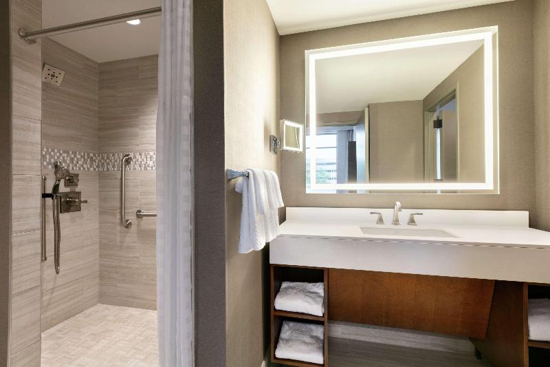 Embassy Suites by Hilton Berkeley Heights, NJ image