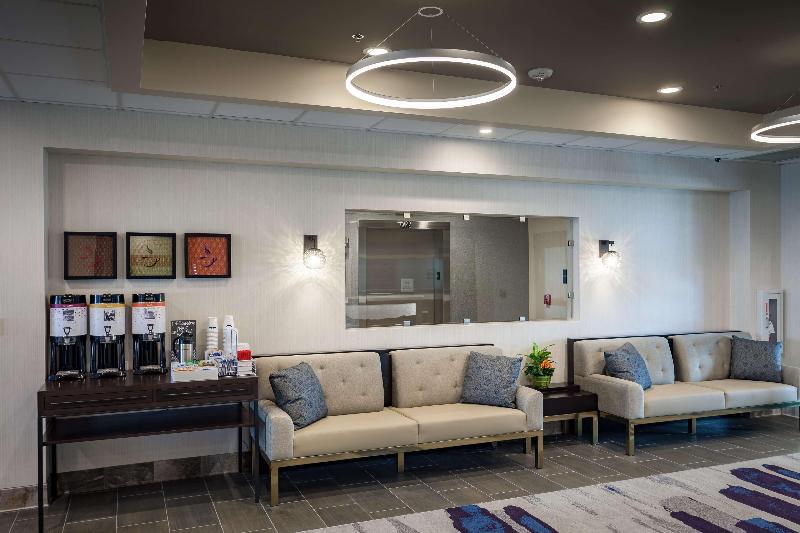 Hampton Inn Lewiston image