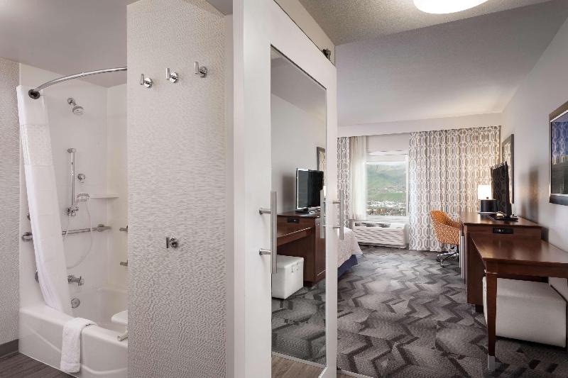 Hampton Inn Lewiston image