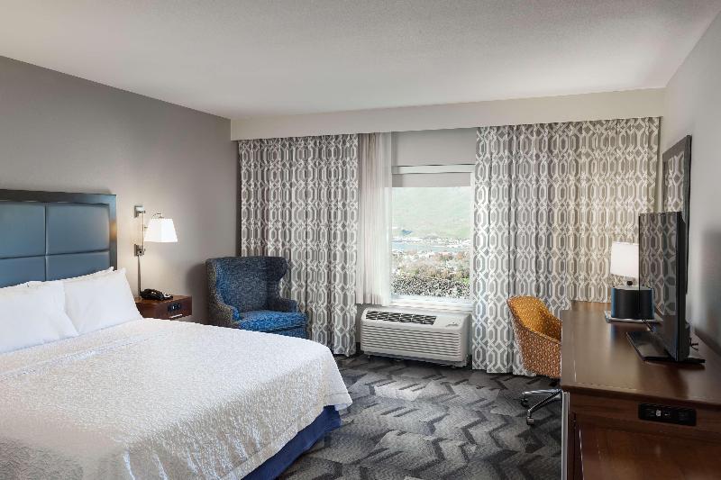 Hampton Inn Lewiston image