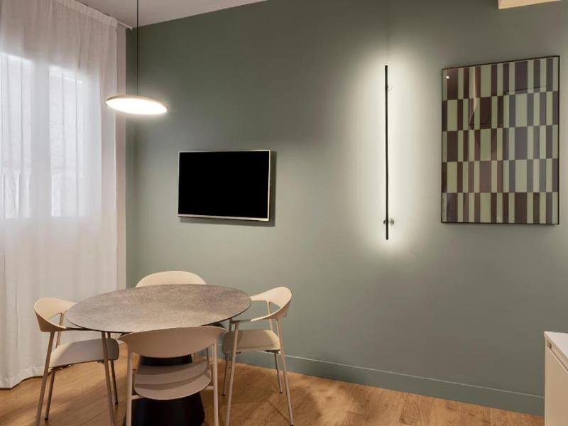 B&B Apartamentos Madrid Centro Fuencarral 46 image