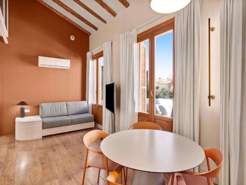 B&B Apartamentos Madrid Centro Fuencarral 46 image