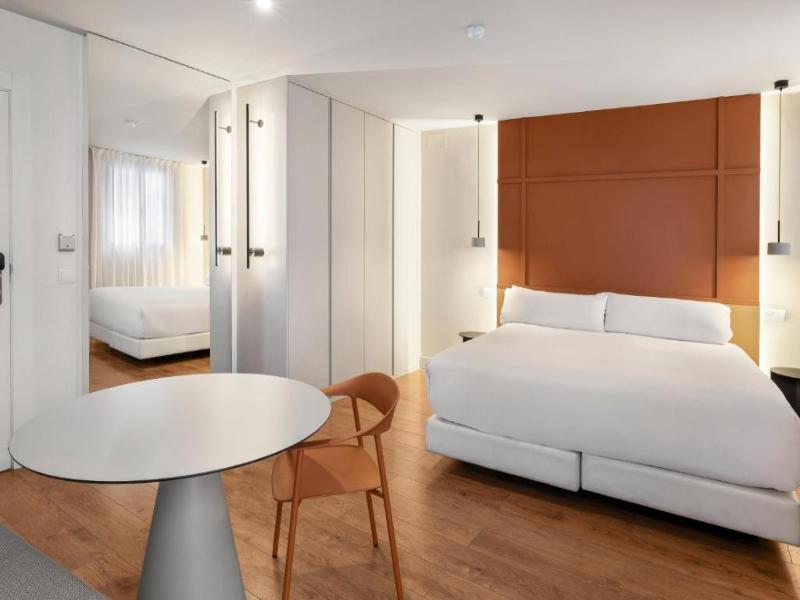 B&B Apartamentos Madrid Centro Fuencarral 46 image