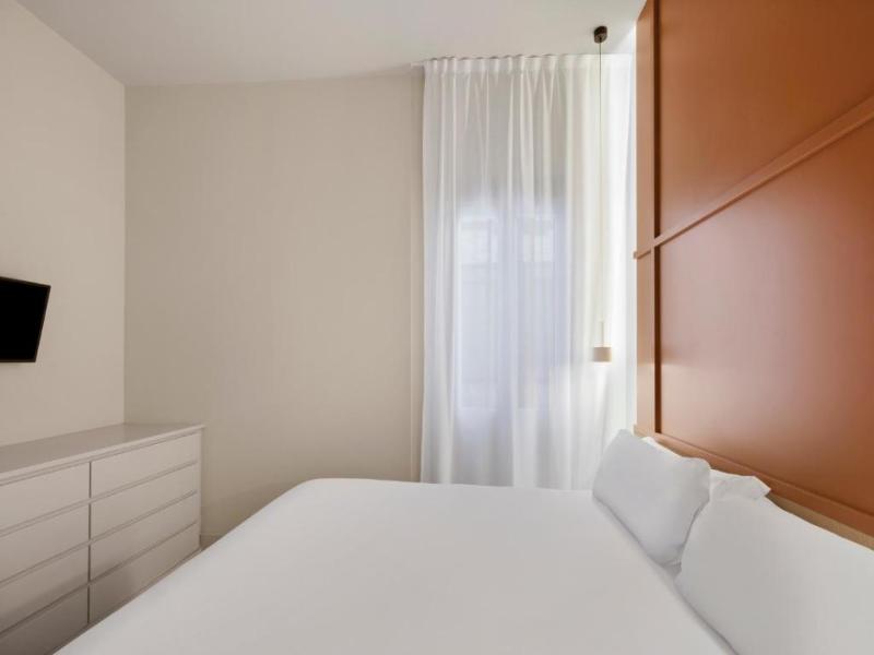 B&B Apartamentos Madrid Centro Fuencarral 46 image