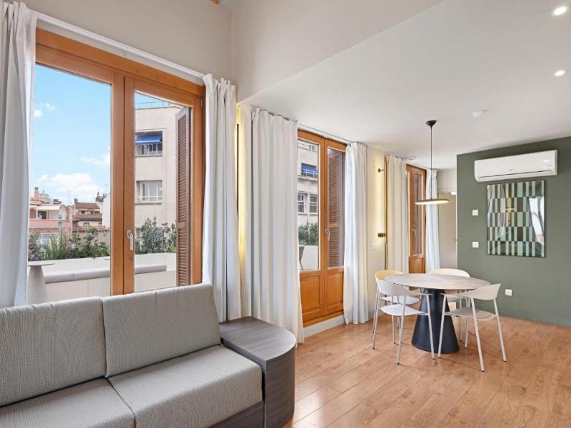 B&B Apartamentos Madrid Centro Fuencarral 46 image