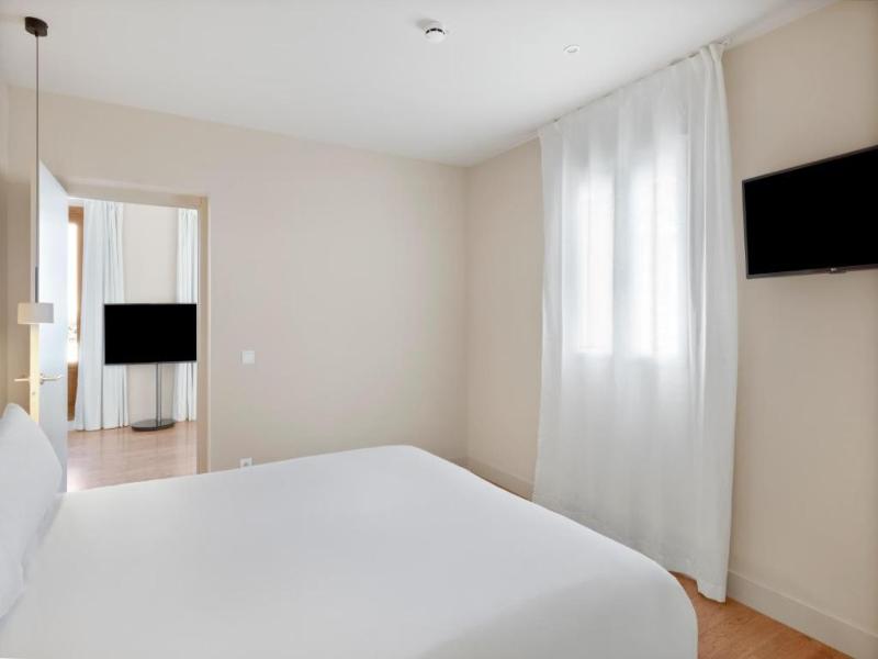 B&B Apartamentos Madrid Centro Fuencarral 46 image