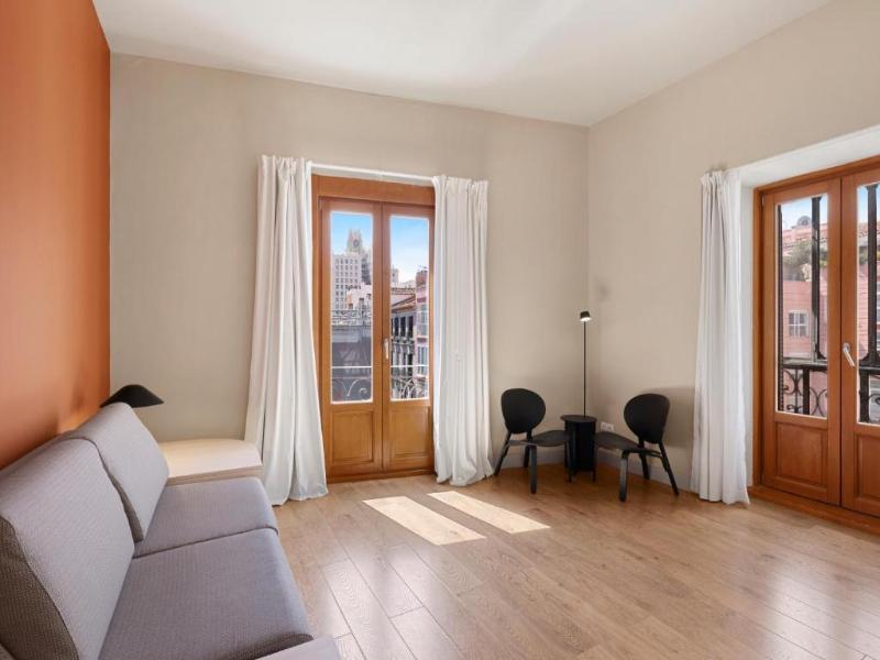 B&B Apartamentos Madrid Centro Fuencarral 46 image