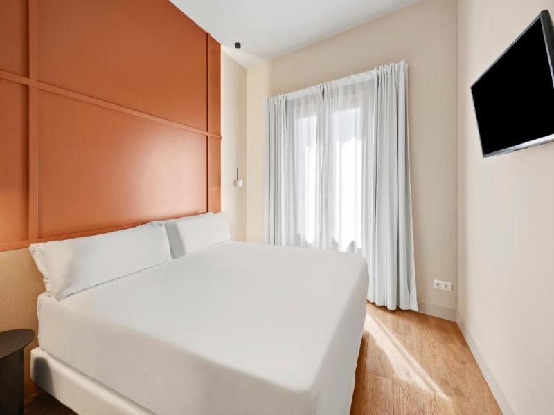 B&B Apartamentos Madrid Centro Fuencarral 46 image