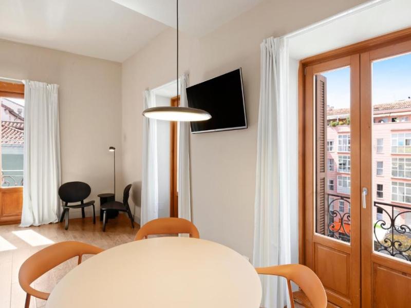 B&B Apartamentos Madrid Centro Fuencarral 46 image