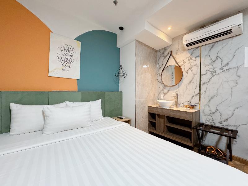 Sunrise Central Hotel image