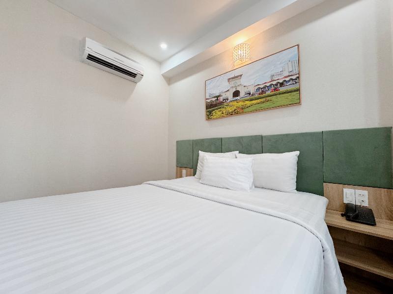Sunrise Central Hotel image