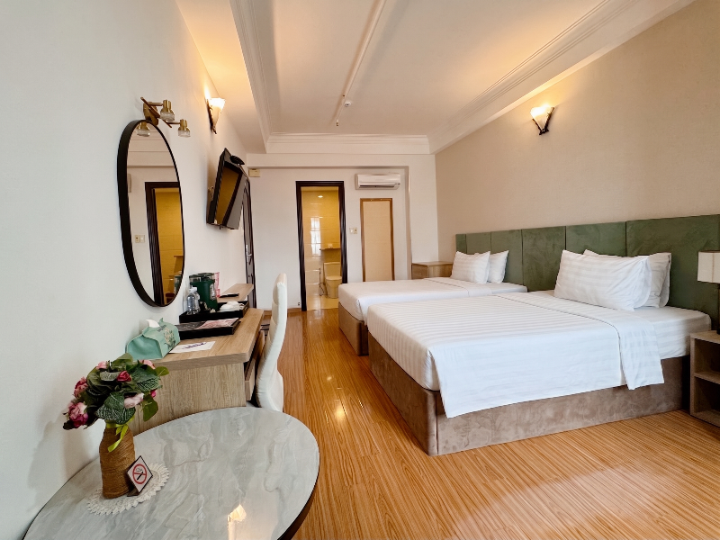 Sunrise Central Hotel image