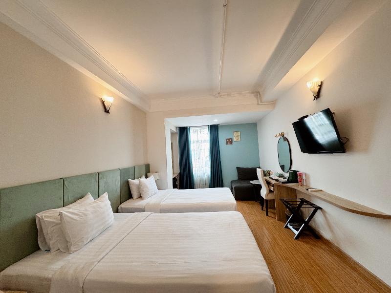 Sunrise Central Hotel image