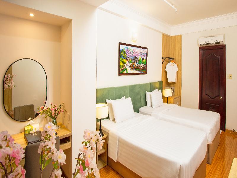 Sunrise Central Hotel image