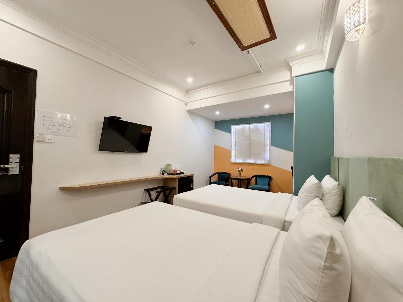 Sunrise Central Hotel image