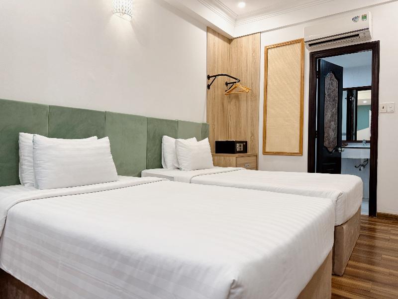 Sunrise Central Hotel image