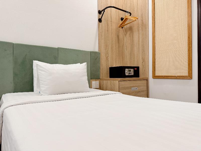 Sunrise Central Hotel image