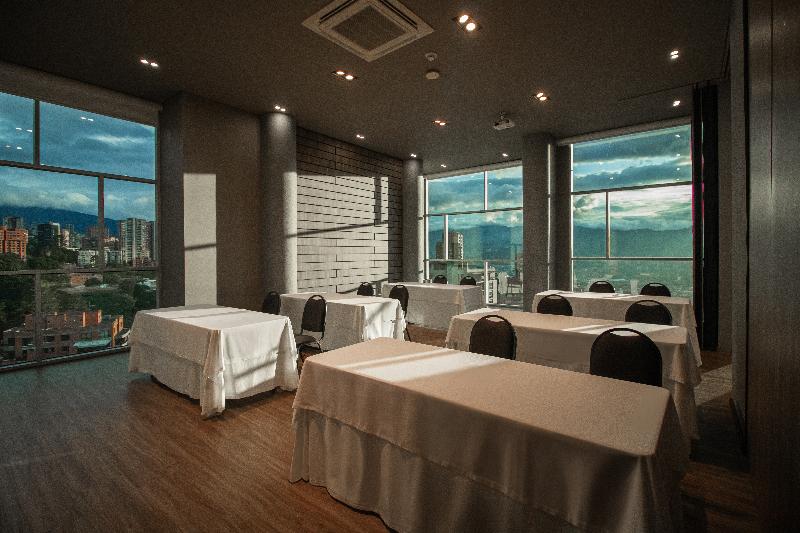 Binn Hotel image