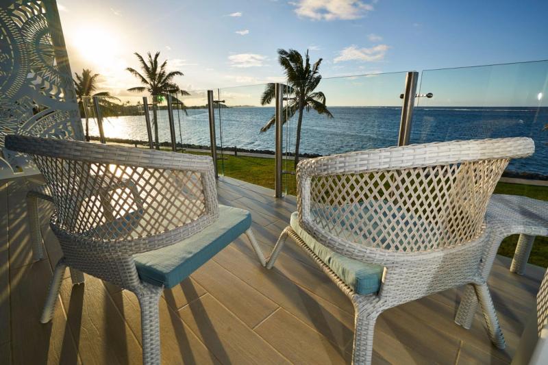 Taumeasina Island Resort image
