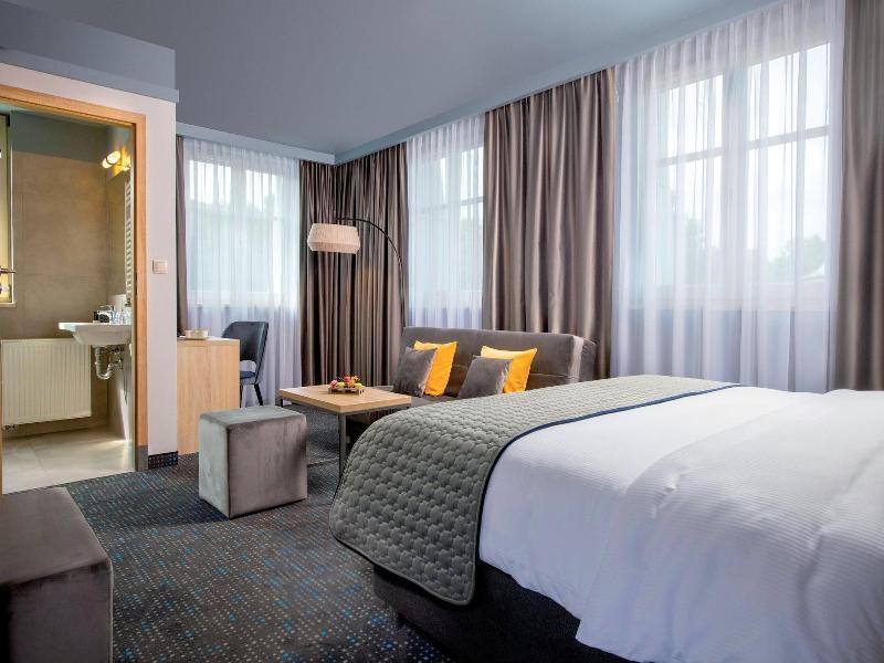 Leonardo Boutique Hotel Krakow Old Town image