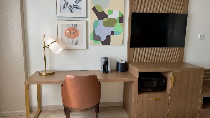 Holiday Inn Houston S - NRG Area - Med CTR image