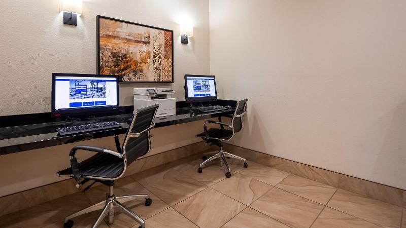 Best Western Plus Hudson Hotel & Suites image