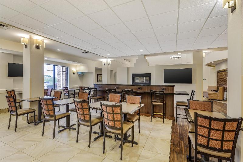 Best Western Plus Hudson Hotel & Suites image