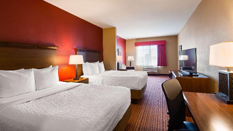 Best Western Plus Hudson Hotel & Suites image