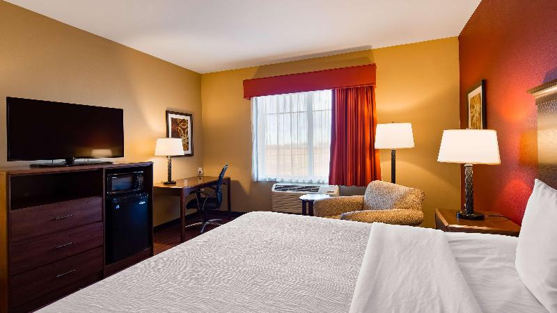 Best Western Plus Hudson Hotel & Suites image