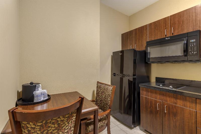Best Western Plus Hudson Hotel & Suites image