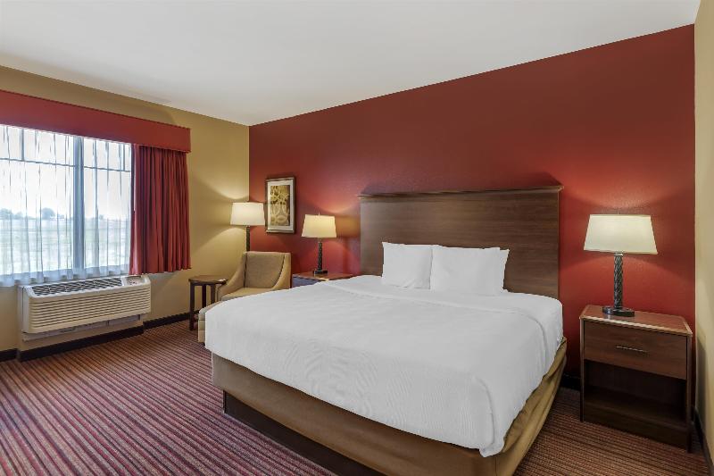 Best Western Plus Hudson Hotel & Suites image