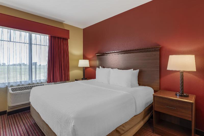 Best Western Plus Hudson Hotel & Suites image