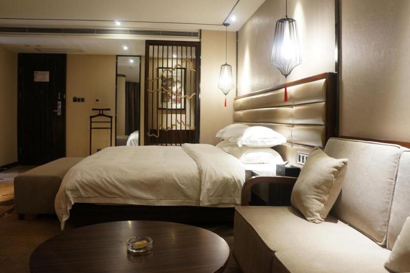 Days Hotel Guilin image
