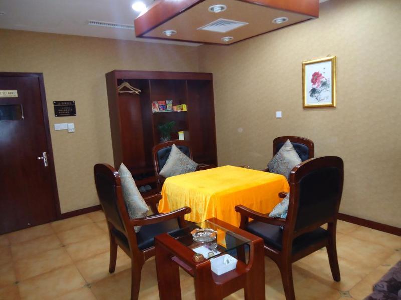 Days Inn Frontier Cixi