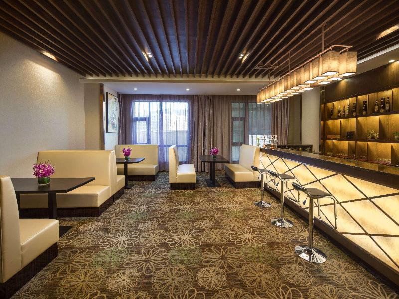Ramada Huize image