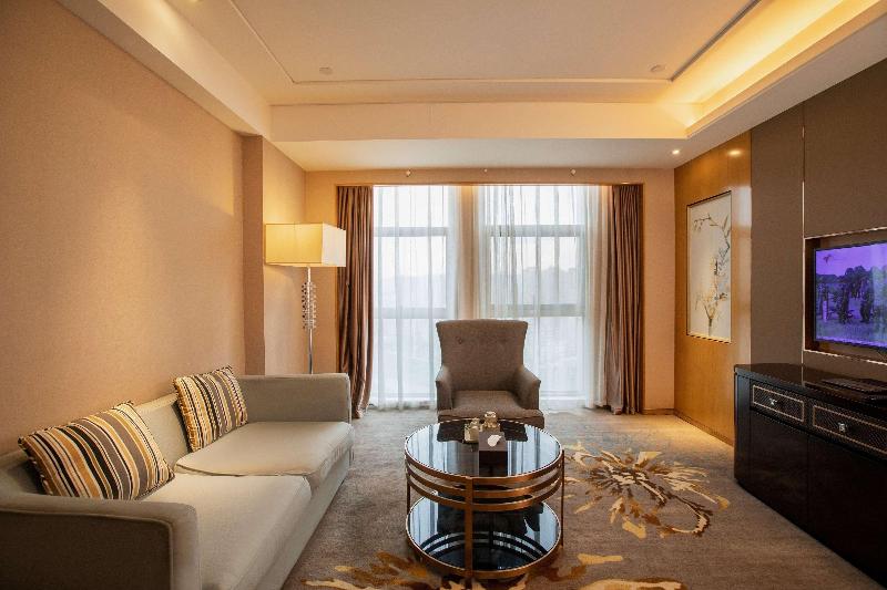 Ramada Yiyang Taojiang 4