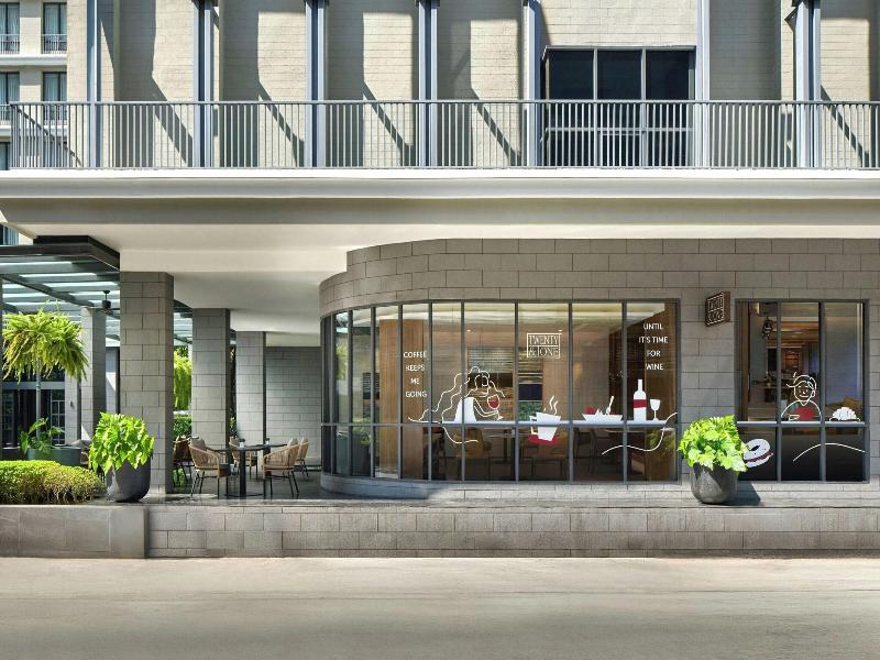 Courtyard Bangkok Sukhumvit 20 image