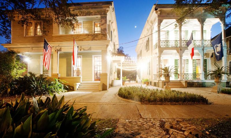 The Degas House image