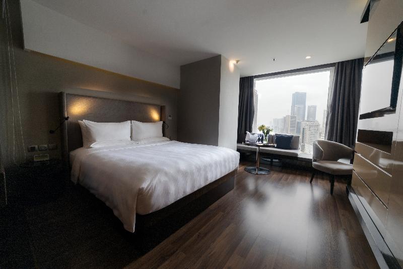 Novotel Suites Hanoi image