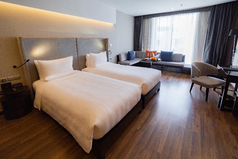 Novotel Suites Hanoi image