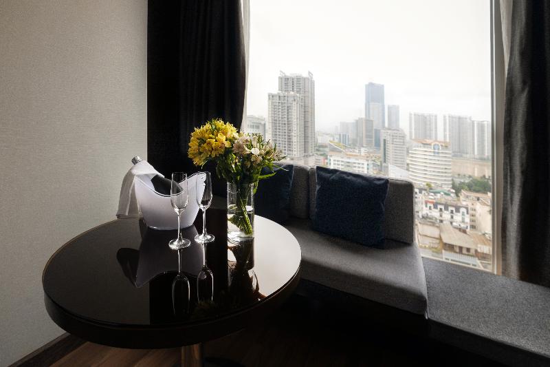 Novotel Suites Hanoi image