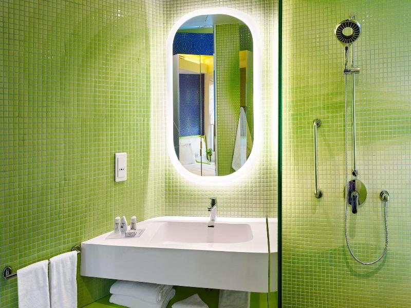 Park Inn By Radisson Amsterdam City West image