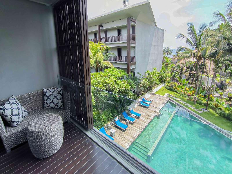 Wyndham Tamansari Jivva Resort image