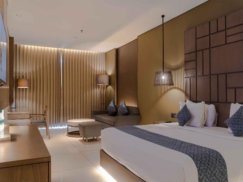 Wyndham Tamansari Jivva Resort image