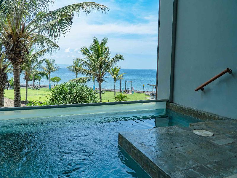 Wyndham Tamansari Jivva Resort image