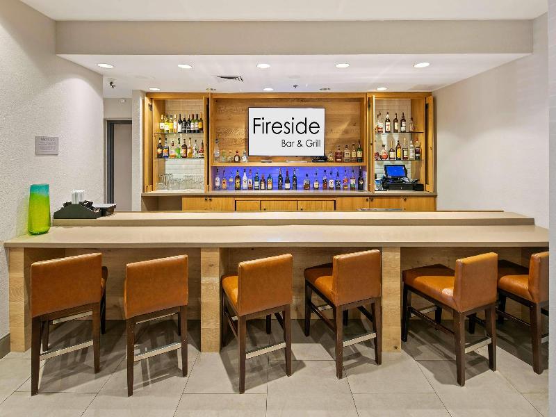 Country Inn & Suites by Radisson, San Diego North image