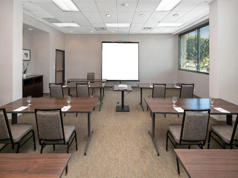 Country Inn & Suites by Radisson, San Diego North image