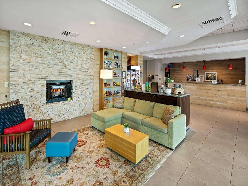 Country Inn & Suites by Radisson, San Diego North image